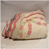 Image 1 : ESTATE PATCHWORK QUILT STYLE ASSORTED PILLOW CASES