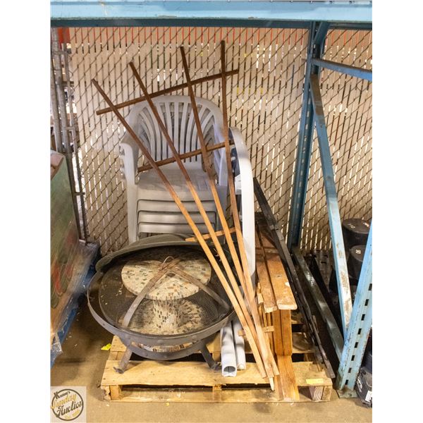 PALLET- OUTDOOR FURNITURE/DECORE
