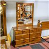 Image 1 : ESTATE SOLID WOOD 6 DRAWER DRESSER +