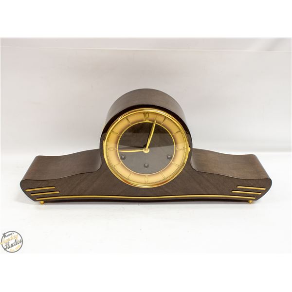 ESTATE VINTAGE MANTEL CLOCK