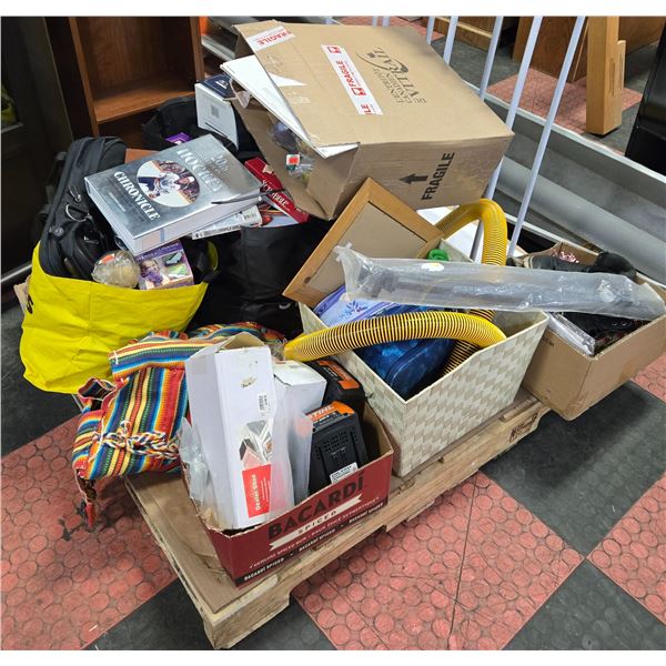 PALLET OF ESTATE ITEMS ASSORTED ALL TOGETHER
