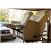 Image 11 : La-Z-Boy Reclining Loveseat with Centre Console and Two Cupholders, Mechanical Recliners