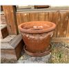 Image 16 : Outdoor Garden Lot with Broil King Gas Barbeque, Planter Boxes, Green Table, Tools and Hose