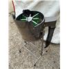 Image 1 : Harvest Helper - Electric Stainless Steel Bud and Leaf Trimmer with Stand, 3 Speeds, Working
