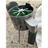 Image 2 : Harvest Helper - Electric Stainless Steel Bud and Leaf Trimmer with Stand, 3 Speeds, Working