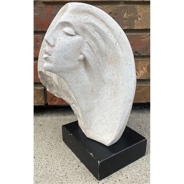 Austin Prod Inc 1980 Sculpture Woman's Face Made In Canada
