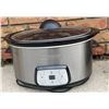 Image 13 : Kitchen Small Appliances, Utensils, Baskets, Can Opener, Knives, Slow Cooker
