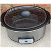 Image 14 : Kitchen Small Appliances, Utensils, Baskets, Can Opener, Knives, Slow Cooker