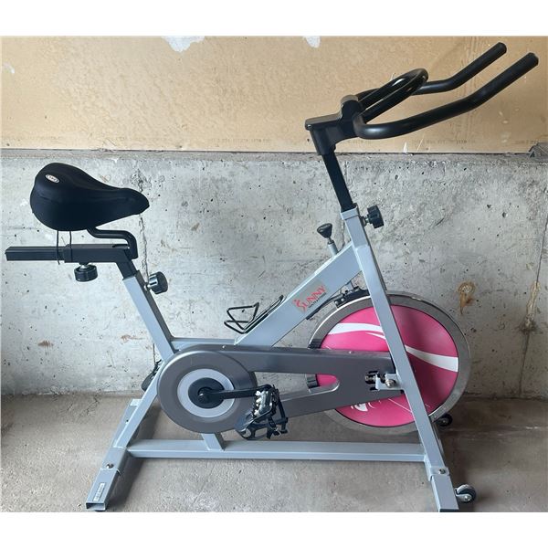 Sunny Health & Fitness Indoor Cycling Exercise Bike with Gel Padded Robeson Seat