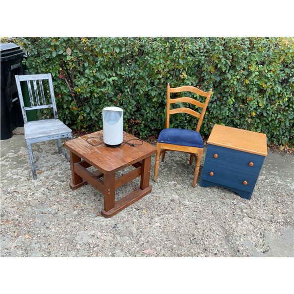 Small Furniture Lot: Two Chairs, Wooden Table, End Table with Drawers, and Table Lamp