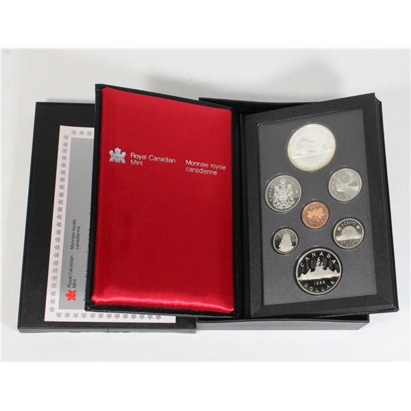 31 1986 Canada Double Dollar Set Silver Dollar