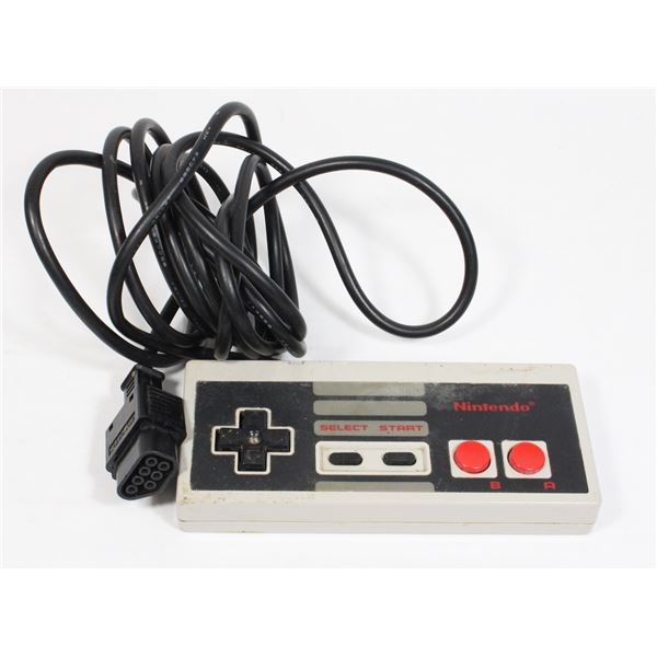 153 Nintendo Entertainment System NES Controller