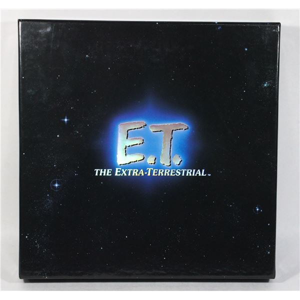 392 LaserDisc E.T. The Extra- Terrestrial Box Set