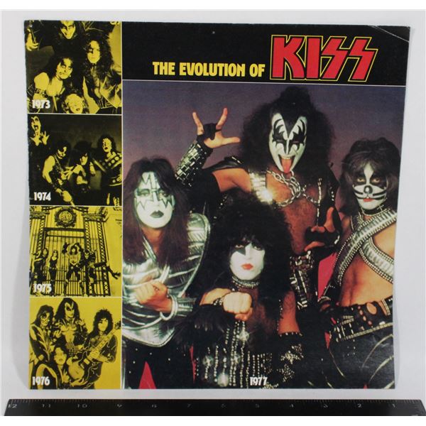 843 The Evolution of KISS Booklet