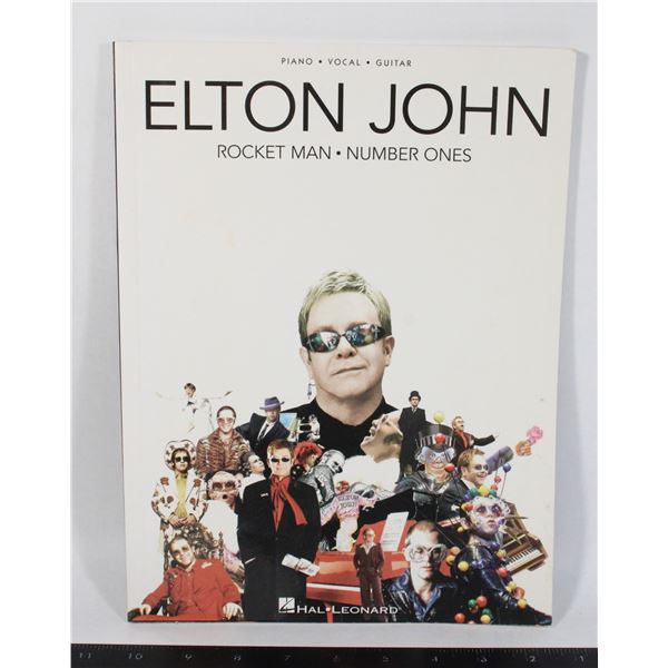 903 Elton John Rocket Man Number Ones Book