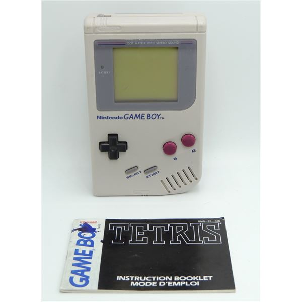 92Z6 1989 Nintendo Game Boy + Tetris Working!