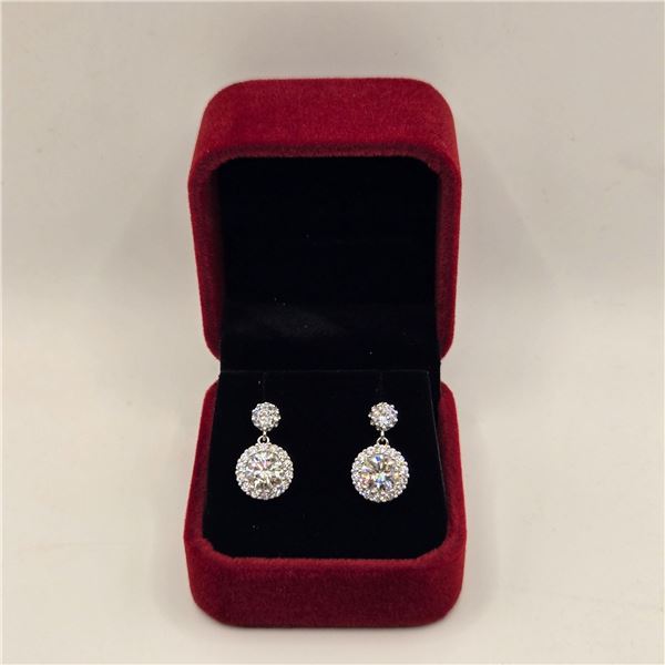2.00 CT GRA CERTIFIED ROUND BRILLIANT CUT MOISSANITE STONE VVS D COLOR WITH 1 CUBIC ZIRCONIA SET ABO