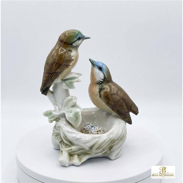 Hutschenreuther Germany Porcelain Bird Figurine Pair on Nest