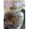 Image 4 : Ceramic Floral Table Lamp with Pink Fabric Shade and Fringe