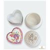 Image 2 : 2 Ceramic Trinket Boxes - Heart Shaped Floral and Round Rose Design