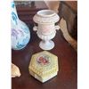 Image 4 : Ceramic Tableware Group Including Swan, Deer, and Vase