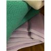 Image 2 : Towels and Blankets, Various Colours and Patterns
