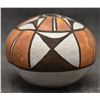 Image 13 : FOUR PUEBLO POTTERY ITEMS