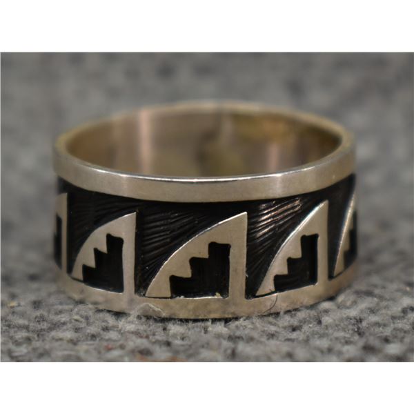 HOPI RING (CYRUS JOSYTEWA JR.)