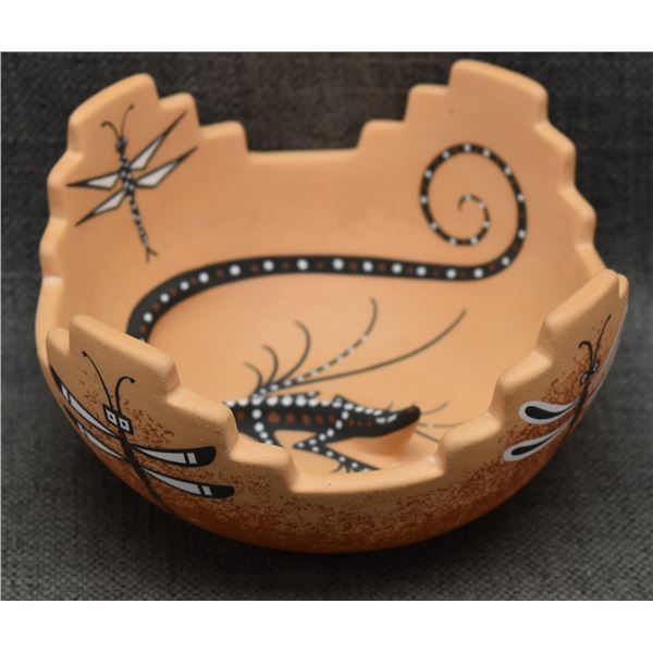 ZUNI POTTERY BOWL (DELDRICK & LORENDA CELLICION)