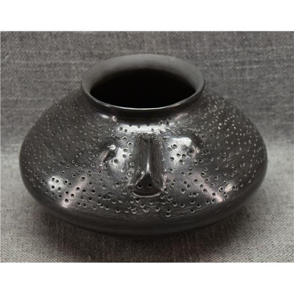 MATA ORTIZ POTTERY EFFIGY JAR (LIDIA RENTERIA)