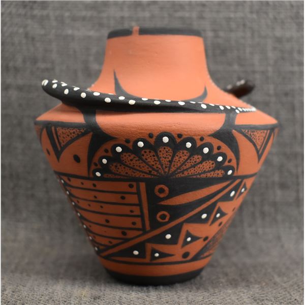 ZUNI POTTERY VASE (M. NASHBOO)