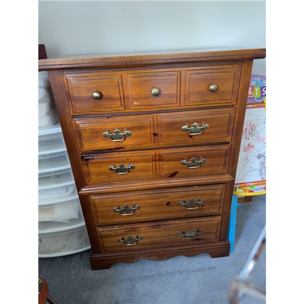 Wooden Dresser With 5 Drawers
