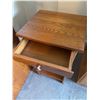 Image 4 : Mission-Style Oak Side Table With Drawer