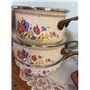 Image 7 : Floral Enamel Pots and ChefsMate Pan