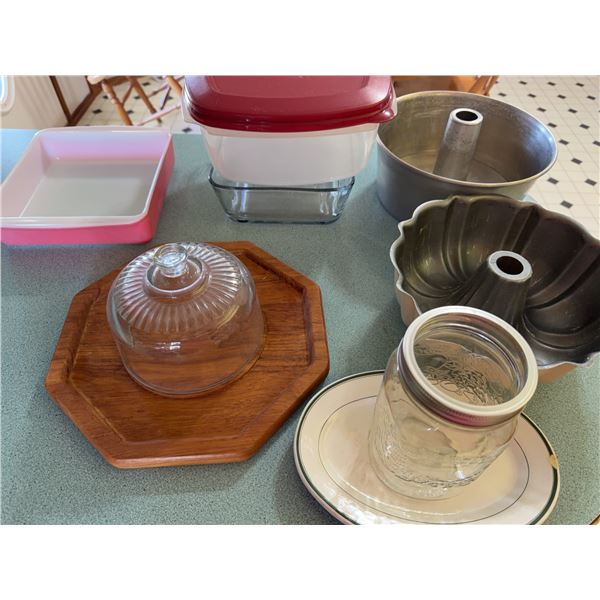 Pyrex Baking Dish, Cake Pans, Glassware Lot