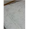 Image 2 : Downmark Certified White Goose Down Comforter