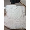 Image 2 : Sears White Down-Filled Duvets