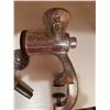 Image 2 : Spong No. 5 Meat Grinder Made in England