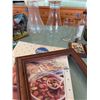 Image 3 : Vintage Decor, Kitchenware & Camera Lot