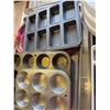 Image 4 : Kitchenware Lot: Bakeware, Flatware, Cutting Board