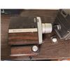 Image 3 : 3 Vintage Cameras: Bell & Howell, Brownie
