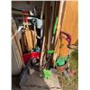 Image 1 : Garden Tools Lot Toro Trimmer Craftsman Hedge