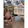 Image 1 : Garden Decor: Lantern, Planter, Tub, Mini Greenhouse