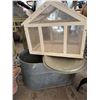 Image 3 : Garden Decor: Lantern, Planter, Tub, Mini Greenhouse