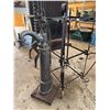 Image 1 : Cast Iron Hand Water Pump with Base