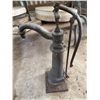 Image 6 : Cast Iron Hand Water Pump with Base