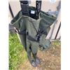 Image 2 : BUNKIE Outdoor Size 10 & 11 no brand Water Waders