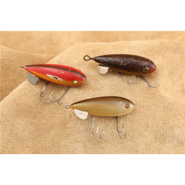 Winchester Plug Baits No. 9205 Crackle Back, No. 9202 Green Silver, No. 9206 Rainbow