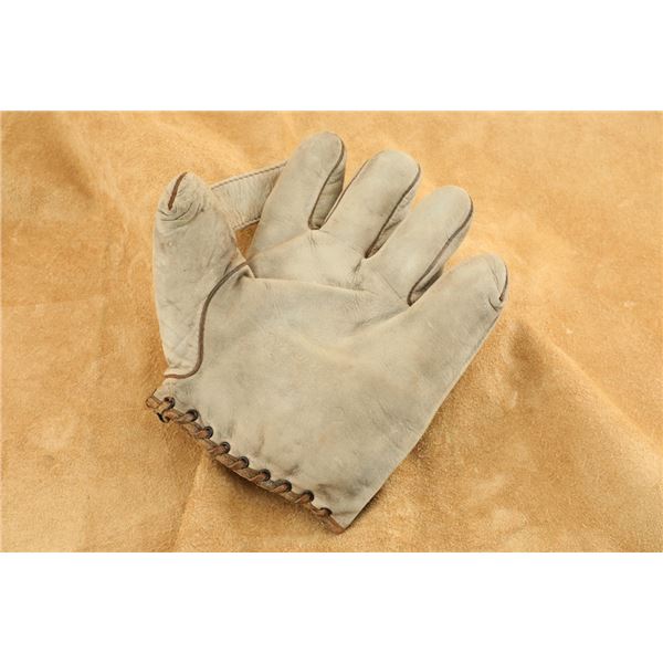 Antique 1920s Winchester White Leather Sewn Web Split Finger Baseball Glove