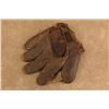 Image 1 : Antique 1920s Winchester Repeating Arms 9.5" Split-finger Padded Leather Baseball Fielder's Glove
